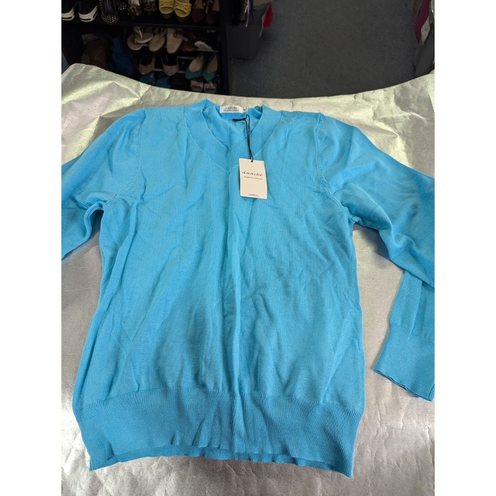 Danibe womens XL Aqua long sleeve v-neck shirt top blouse NWT